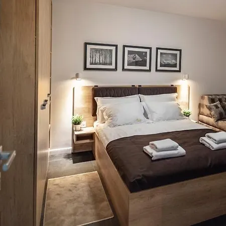 Апартаменты Borovete Mountain Luxury *
